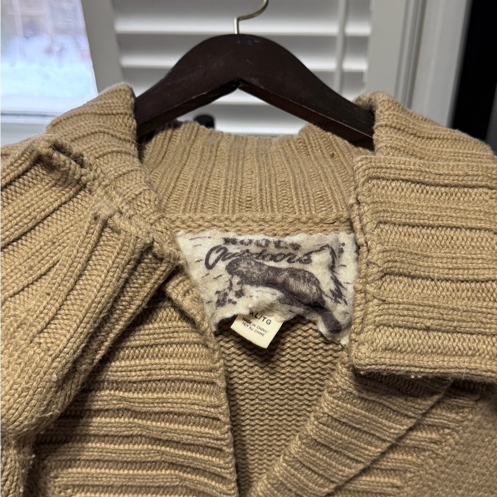 🍁✨ HOST PICK✨Roots Taupe Long Sweater Jacket — Cozy Canadian Classic ✨🍁 - Picture 10 of 16